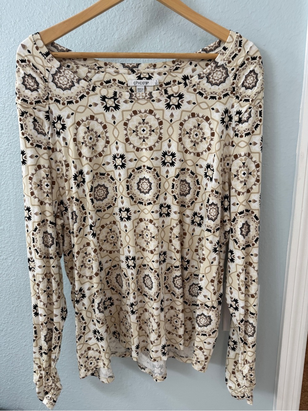 Chico's Cream, Brown & Black Medallion Long-Sleeve Top